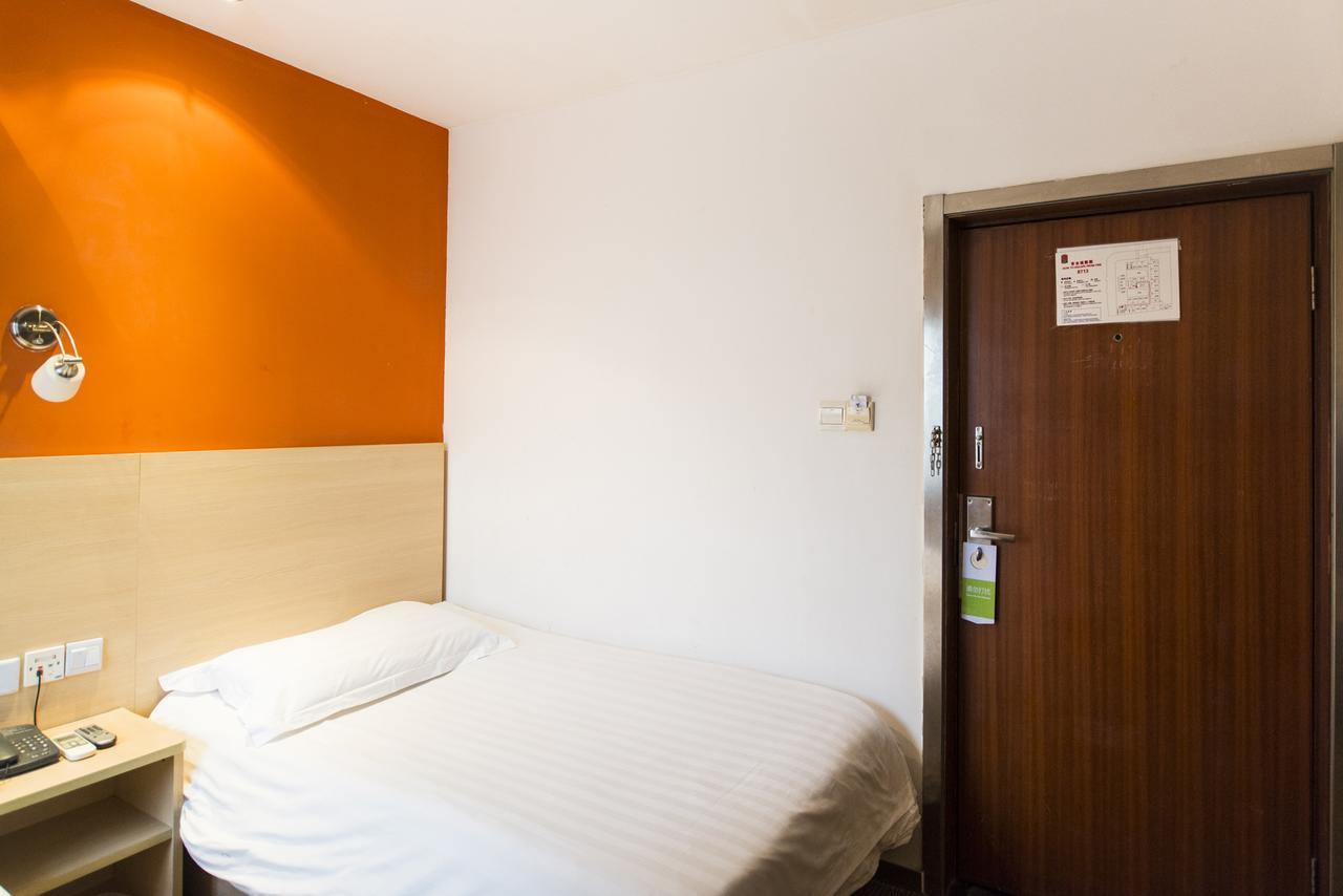 Motel Shenzhen Longgang Longcheng Square Metro Station Екстериор снимка