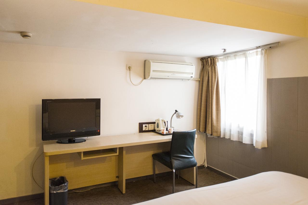 Motel Shenzhen Longgang Longcheng Square Metro Station Екстериор снимка