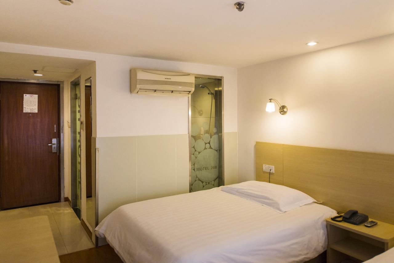 Motel Shenzhen Longgang Longcheng Square Metro Station Екстериор снимка