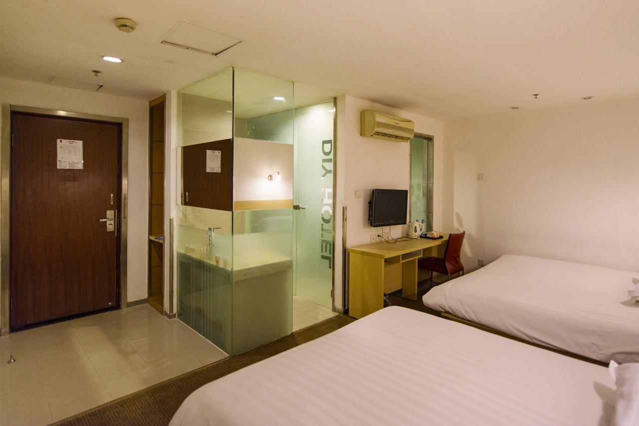 Motel Shenzhen Longgang Longcheng Square Metro Station Екстериор снимка