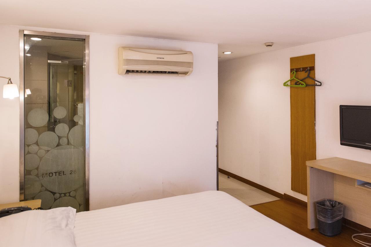 Motel Shenzhen Longgang Longcheng Square Metro Station Екстериор снимка