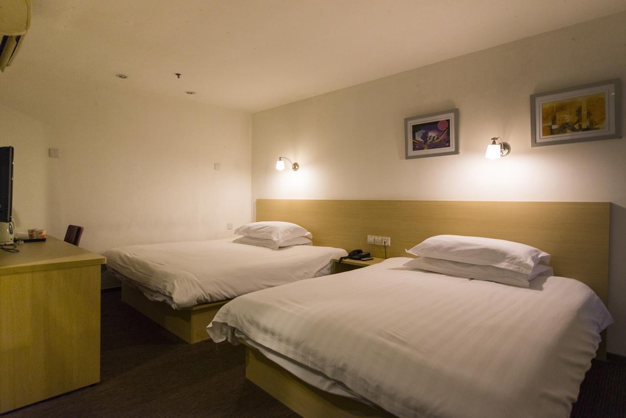Motel Shenzhen Longgang Longcheng Square Metro Station Екстериор снимка