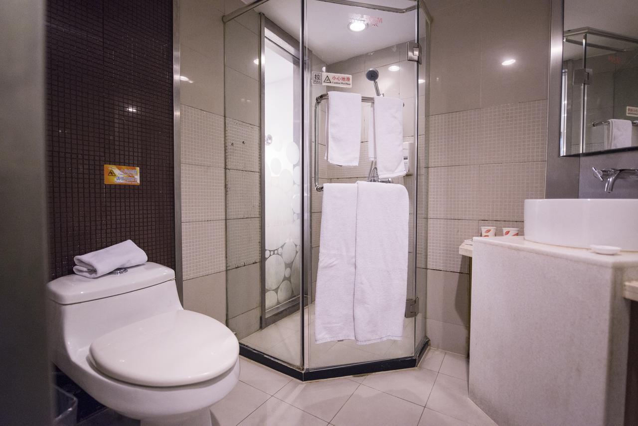Motel Shenzhen Longgang Longcheng Square Metro Station Екстериор снимка