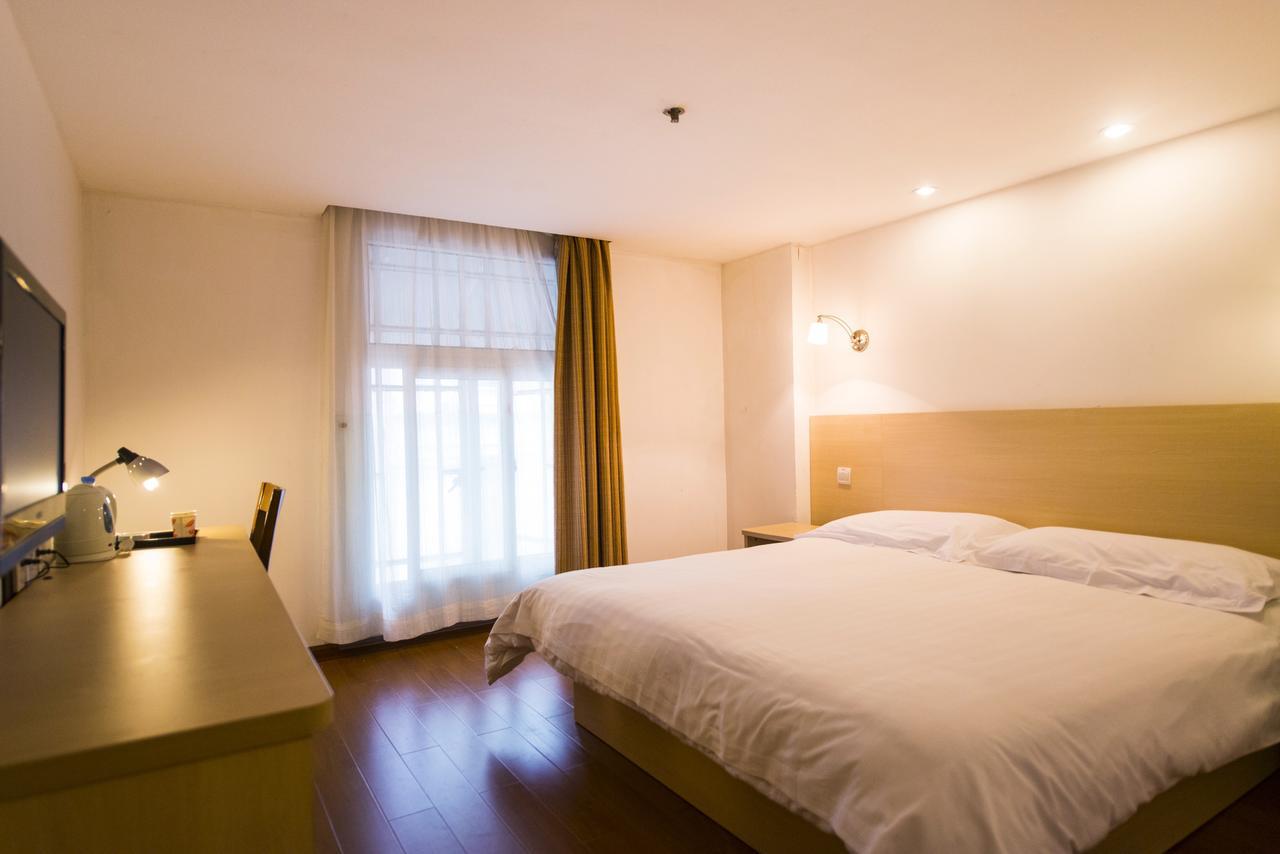 Motel Shenzhen Longgang Longcheng Square Metro Station Екстериор снимка